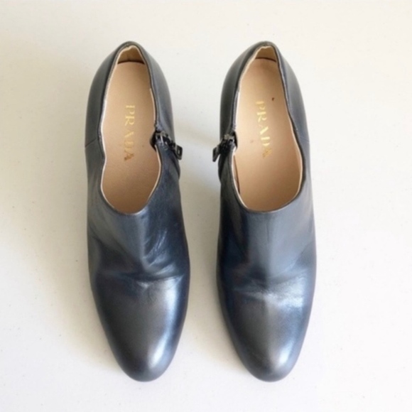 Prada Metallic Gunmetal Ankle Booties - Sz 38 -EUC - Picture 4 of 7